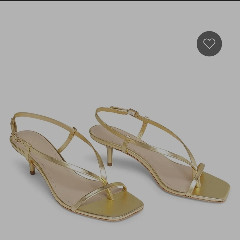 22 Eleve‎ Elegant Gold Leather Strappy Heels